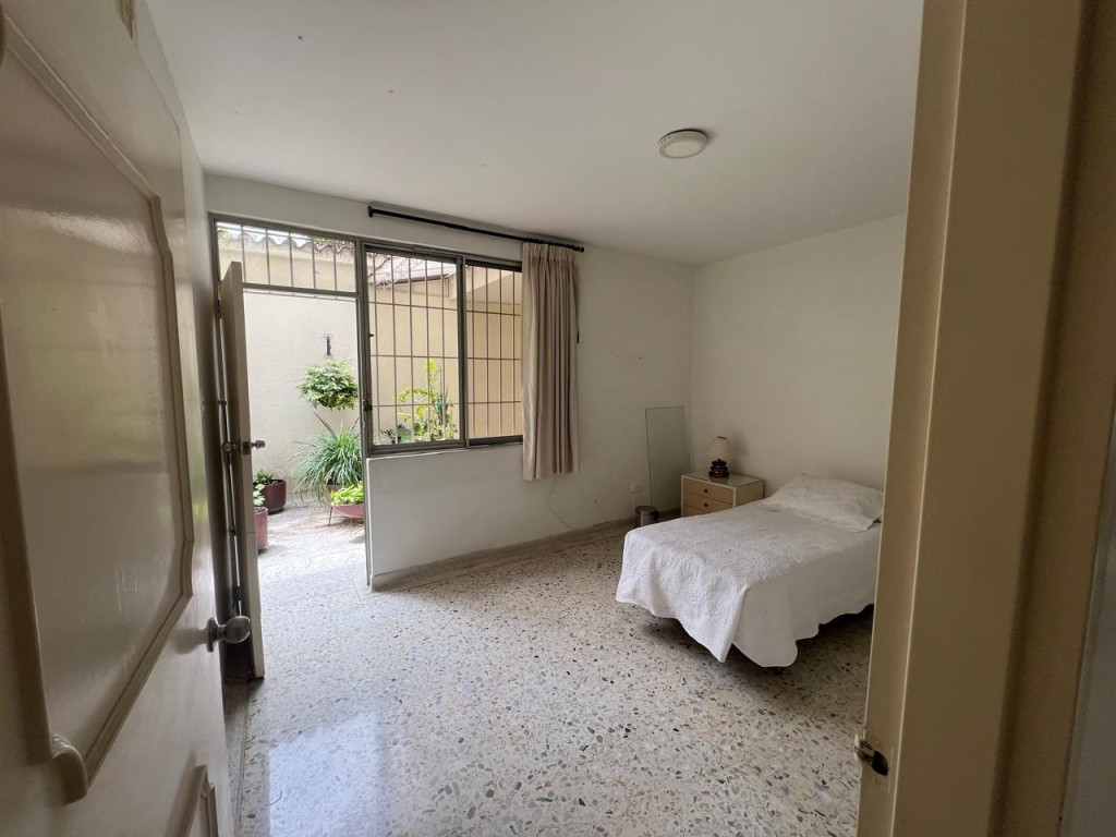 Casa EN VENTA EN Urbanización La Flora, código: 10388991 - 9