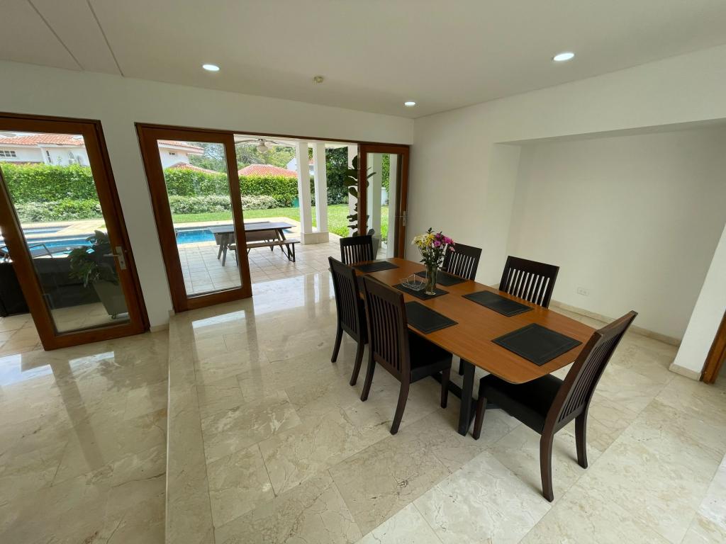 Casa Campestre En Arriendo/Venta - Pance, Cali