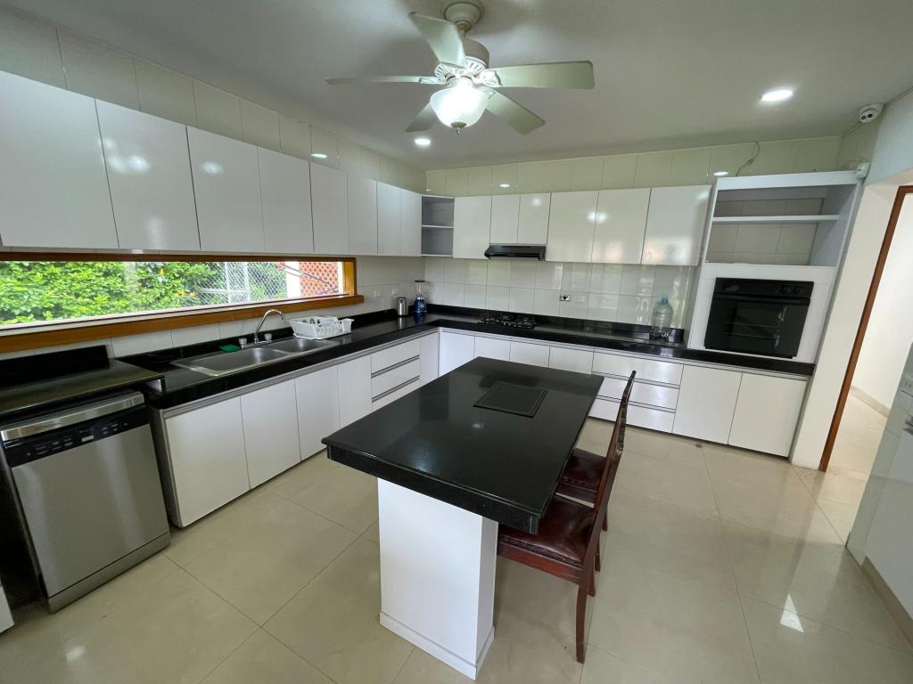 Casa Campestre En Arriendo/Venta - Pance, Cali