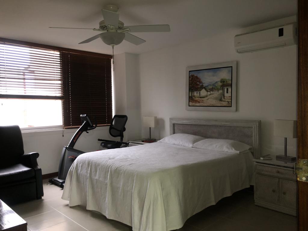 Apartamento En Venta - Santa Teresita, Cali
