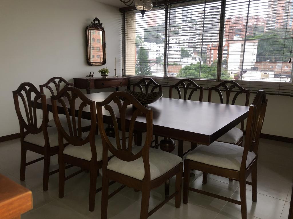 Apartamento En Venta - Santa Teresita, Cali