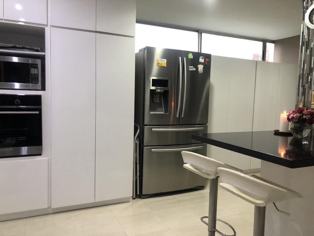 Apartamento En Venta - Santa Teresita, Cali