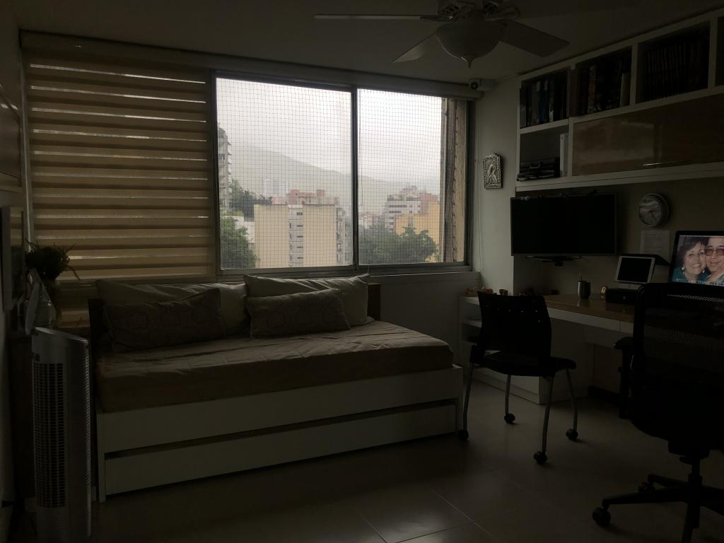 Apartamento En Venta - Santa Teresita, Cali