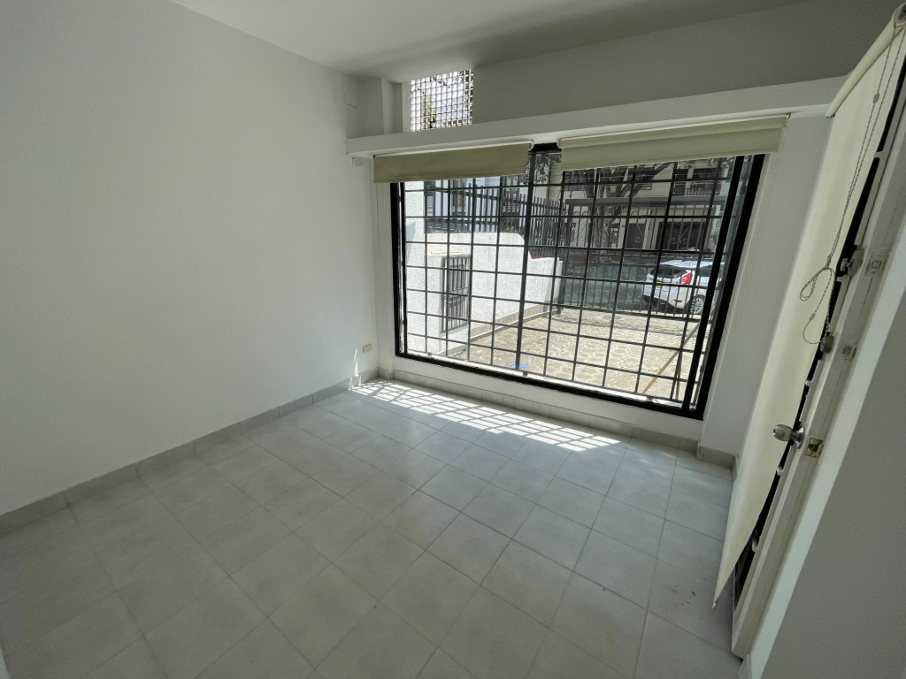 Consultorio En Arriendo - San Vicente, Cali