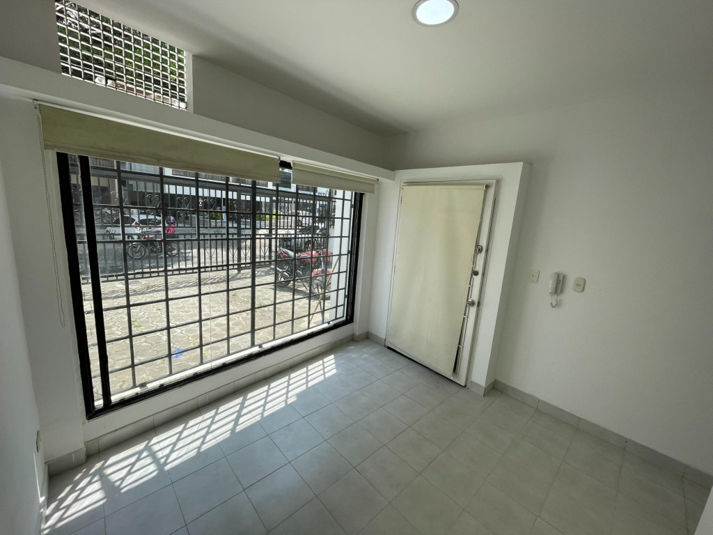 Consultorio En Arriendo - San Vicente, Cali