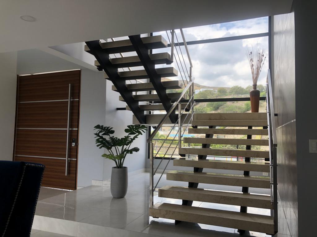 Casa Campestre En Venta - Parcelación Campestre Laguna Seca, Yumbo
