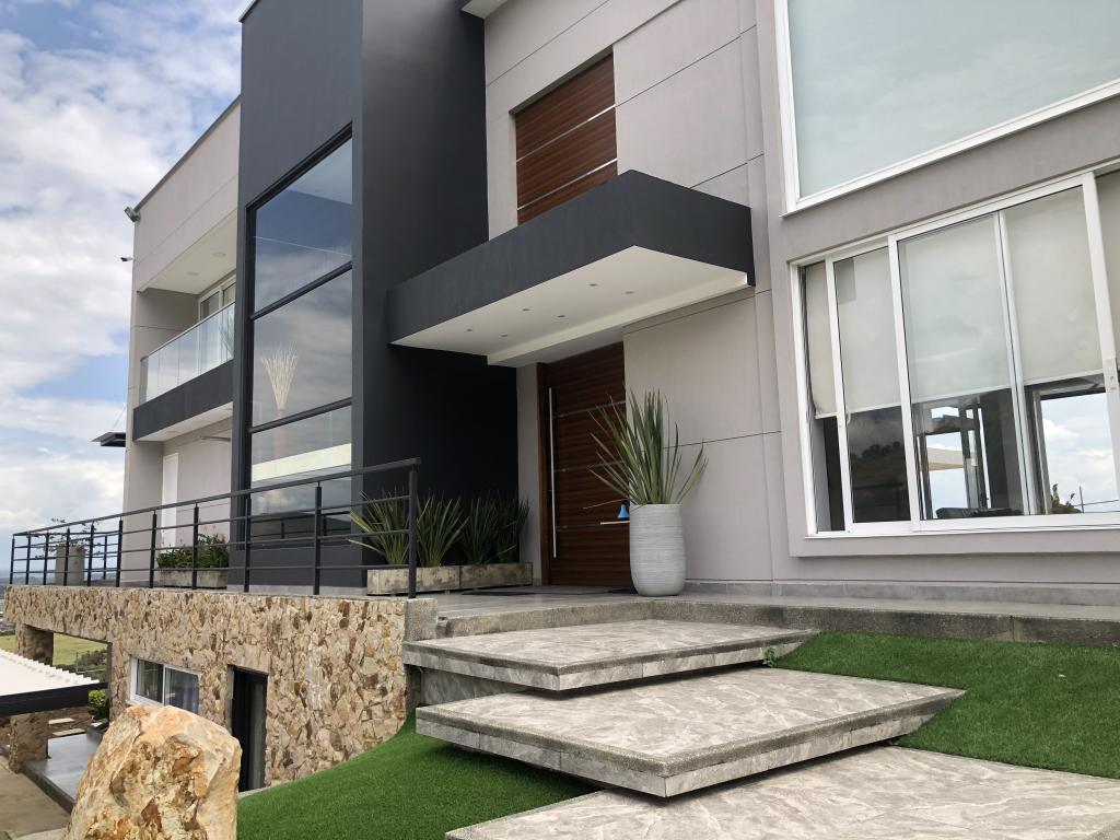 Casa Campestre En Venta - Parcelación Campestre Laguna Seca, Yumbo