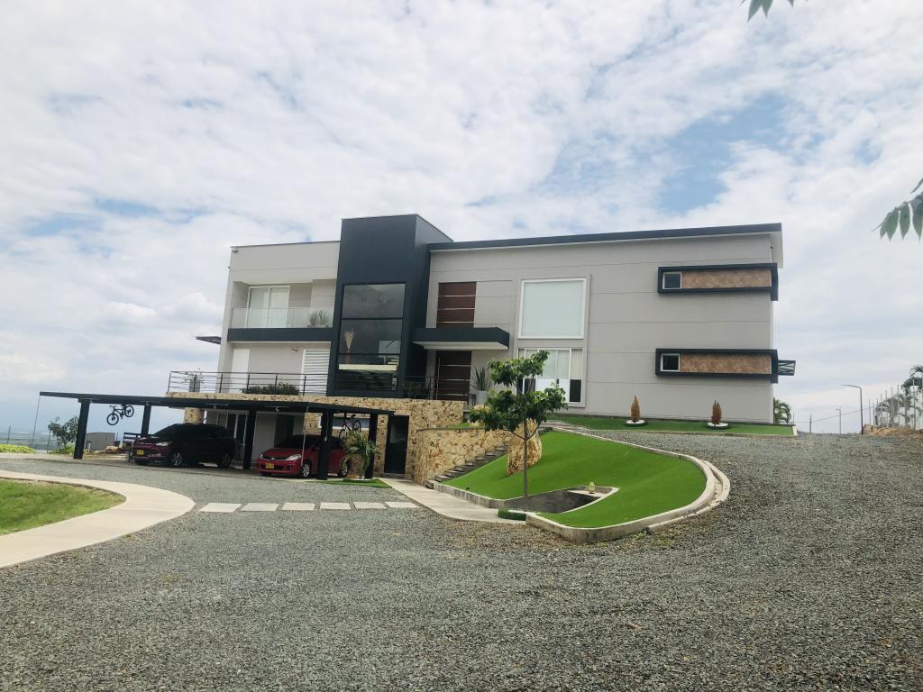 Casa Campestre En Venta - Parcelación Campestre Laguna Seca, Yumbo