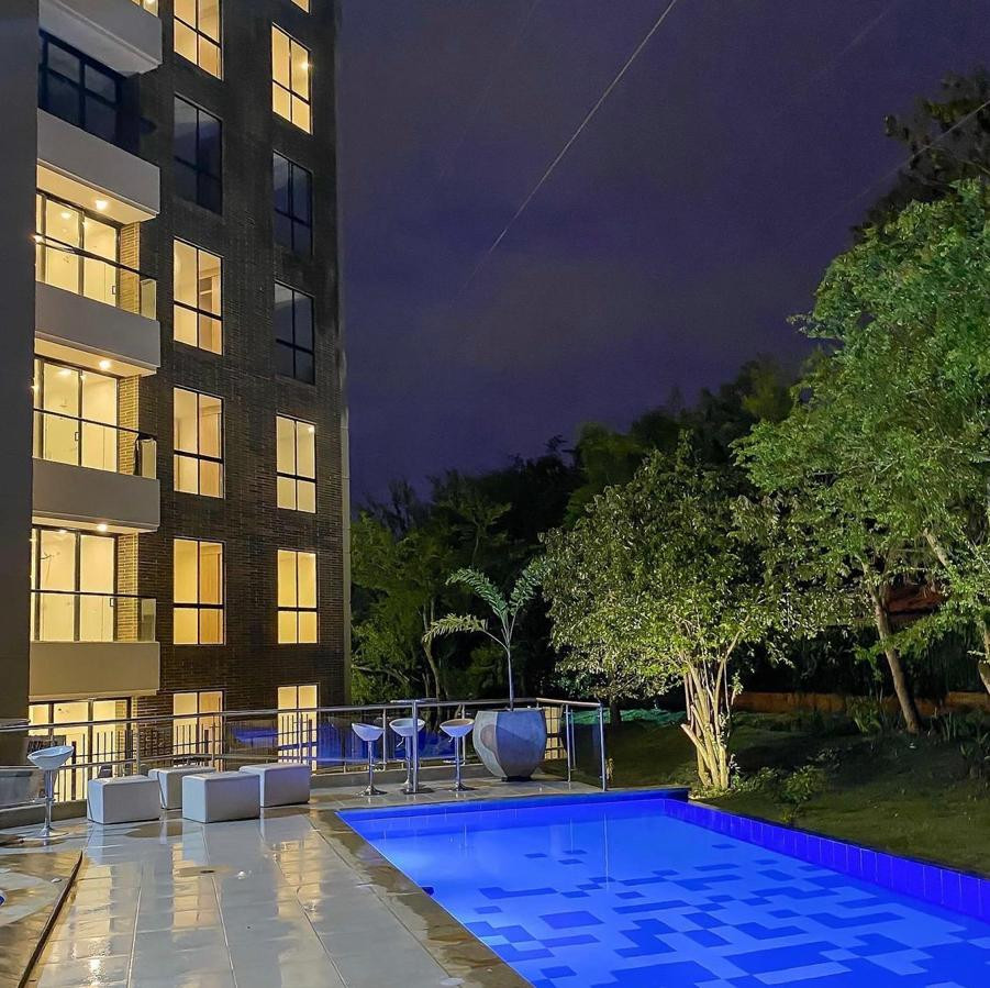 Apartaestudio En Arriendo - Pance, Cali