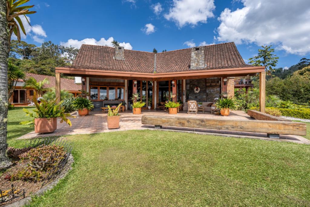 Premium Propiedades Apartments & Homes For Sale in Medellin, Colombia