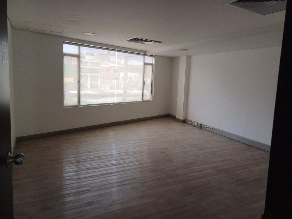 Edificio EN ARRIENDO EN Los Andes-Barrios Unidos, código: 101491 - 28