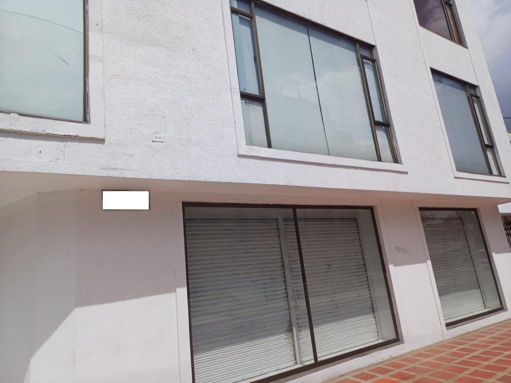 Edificio EN ARRIENDO EN Los Andes-Barrios Unidos, código: 101491 - 2