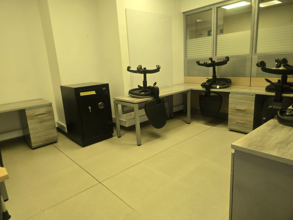 Oficina EN ARRIENDO EN Pontevedra, código: 10275265 - 12