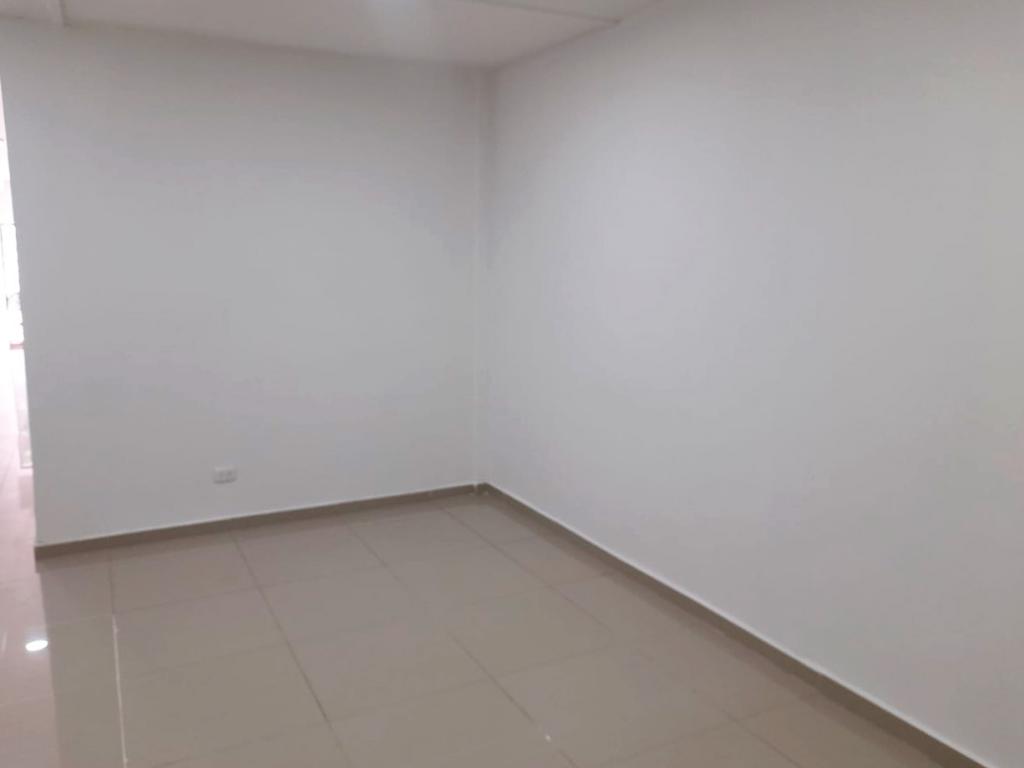 Local en Arriendo - Vista 4