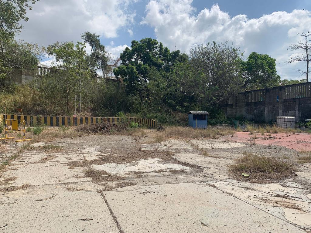 Lote EN VENTA EN Sin Barrio, código: 1060888 - 9