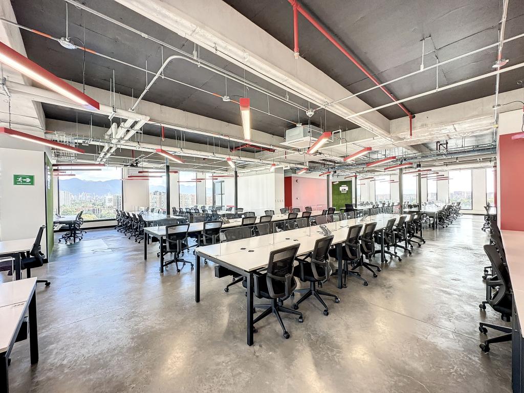 Oficina EN ARRIENDO EN Sin Barrio, código: 1061000 - 7