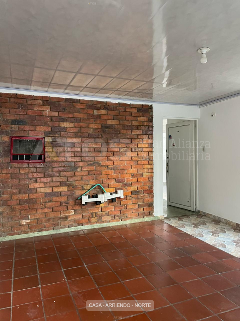Casa en arriendo, código 5547