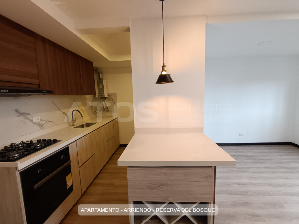 Apartamento en arriendo, código 5572