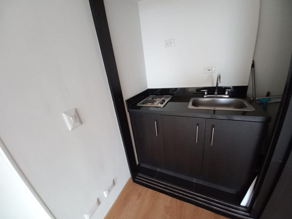 Oficina EN ARRIENDO EN Urb. Tequendama, código: 1087877 - 5
