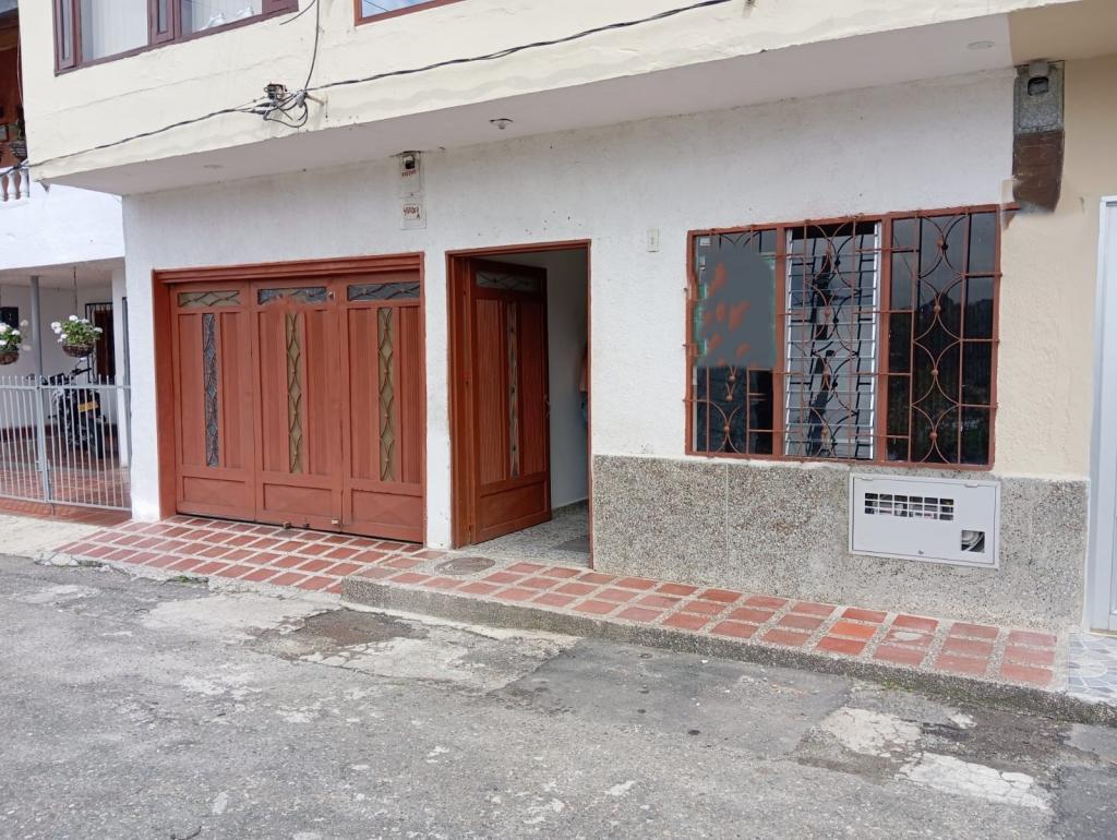 Foto Casa en Venta en Centro, Rionegro, Antioquia - $ 330.000.000 - doVFTLD26453 - BienesOnLine