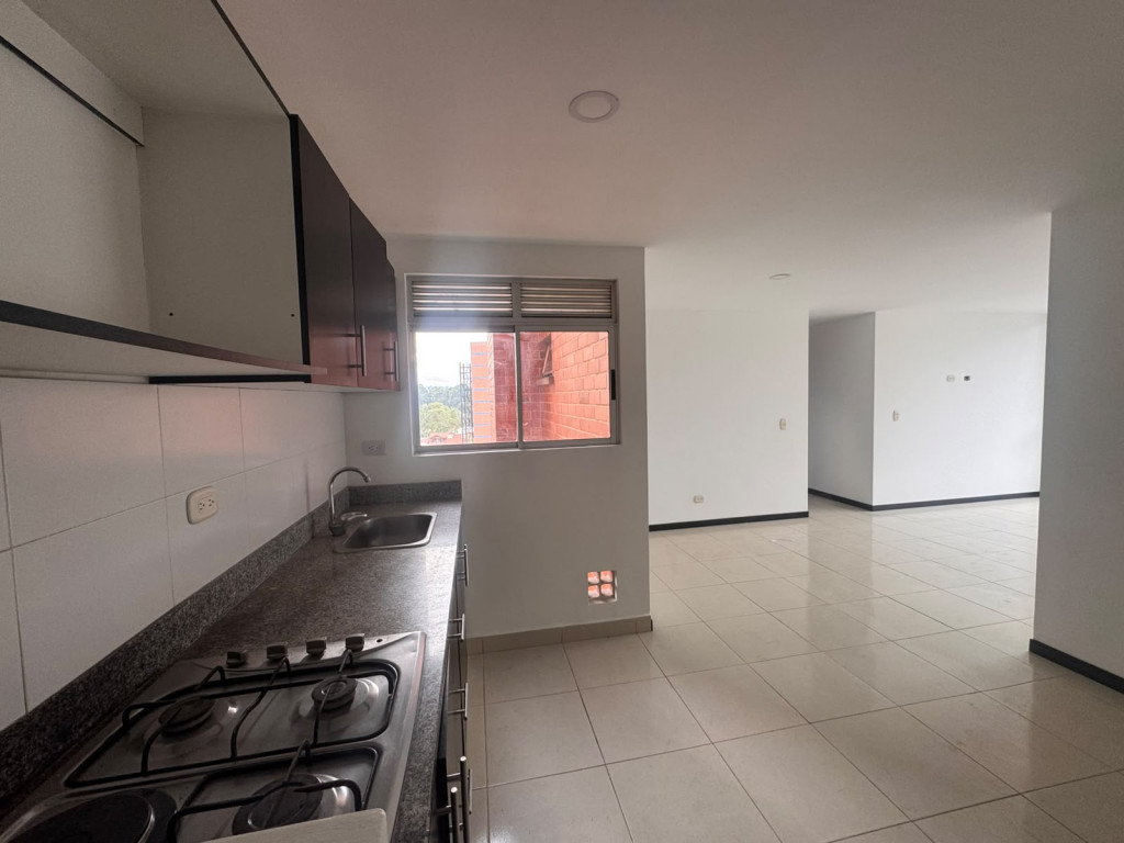 APARTAMENTO Makalú, Sector Los Colegios, Rionegro