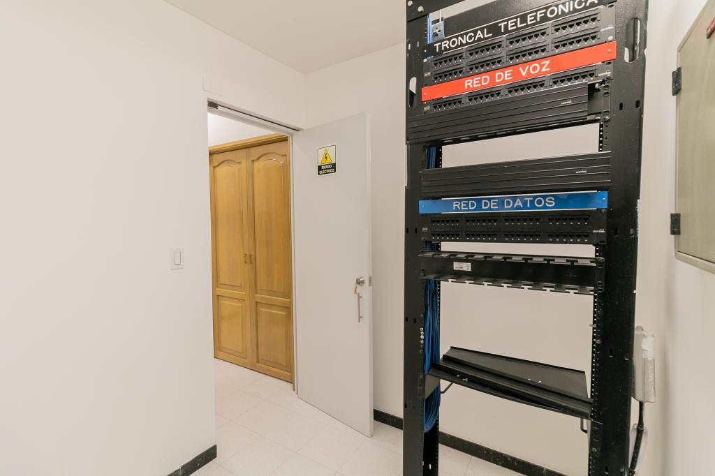 Local EN ARRIENDO EN Estoril, código: 1062964 - 17