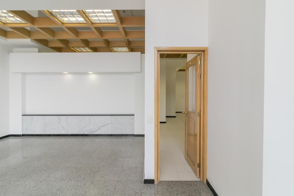 Local EN ARRIENDO EN Estoril, código: 1062964 - 8