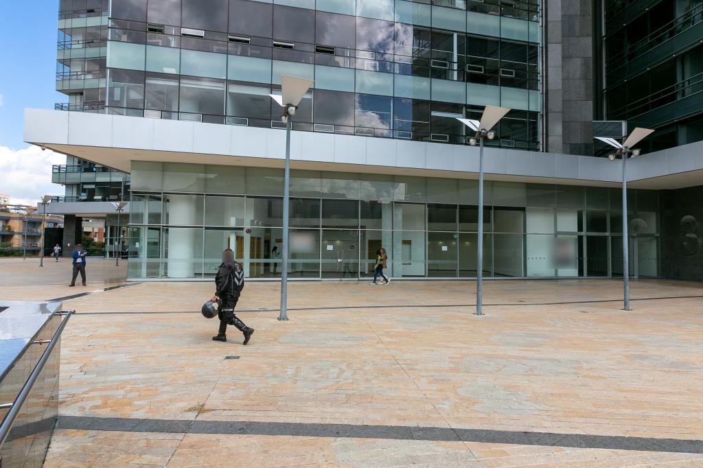 Local EN ARRIENDO EN Estoril, código: 1062964 - 19