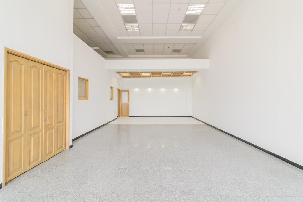 Local EN ARRIENDO EN Estoril, código: 1062964 - 2