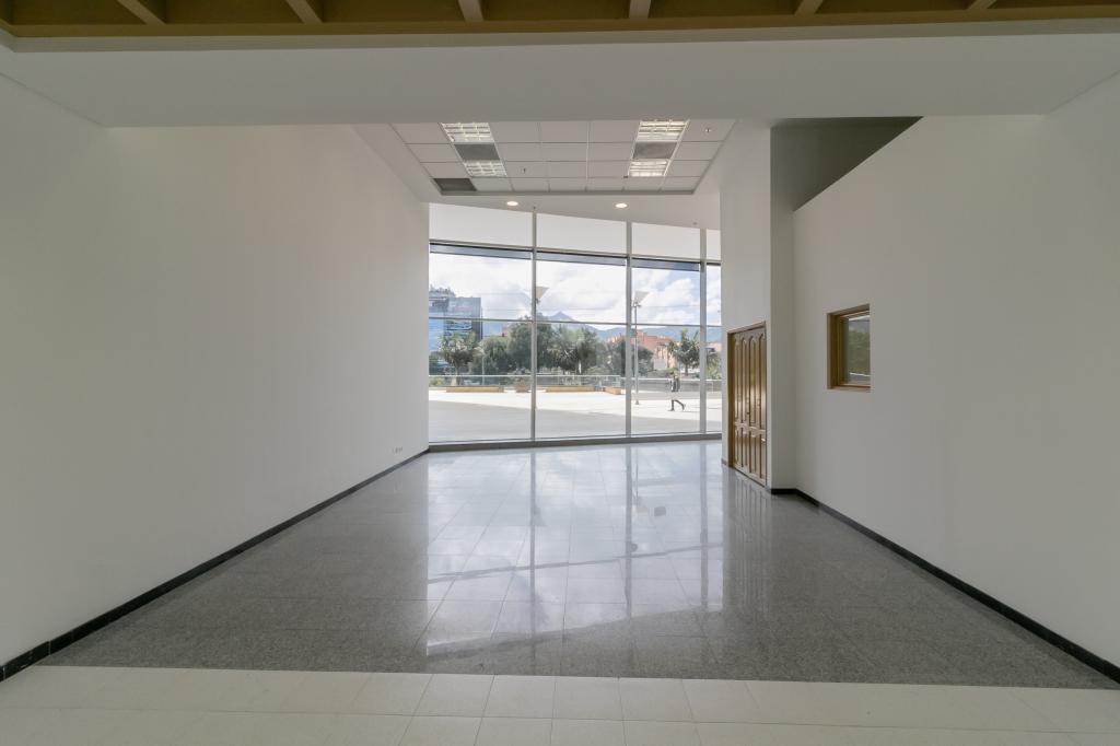 Local EN ARRIENDO EN Estoril, código: 1062964 - 6