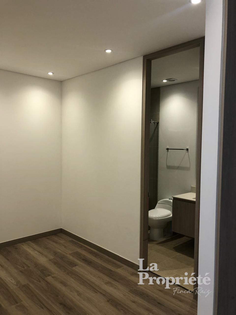 Apartamento EN VENTA EN Pasadena, código: 10247316 - 12