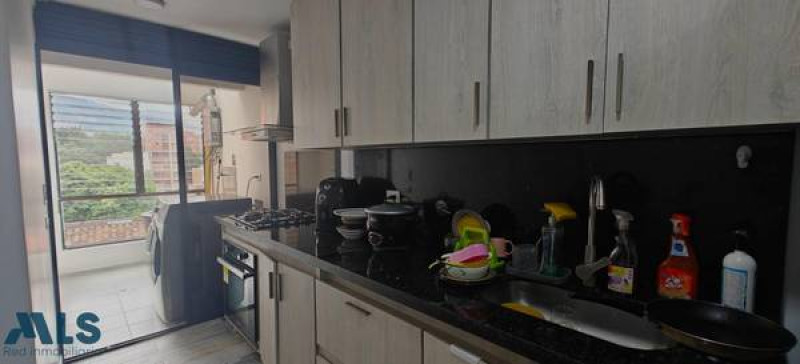 Apartamento EN VENTA EN Laureles, código: 10351353 - 2