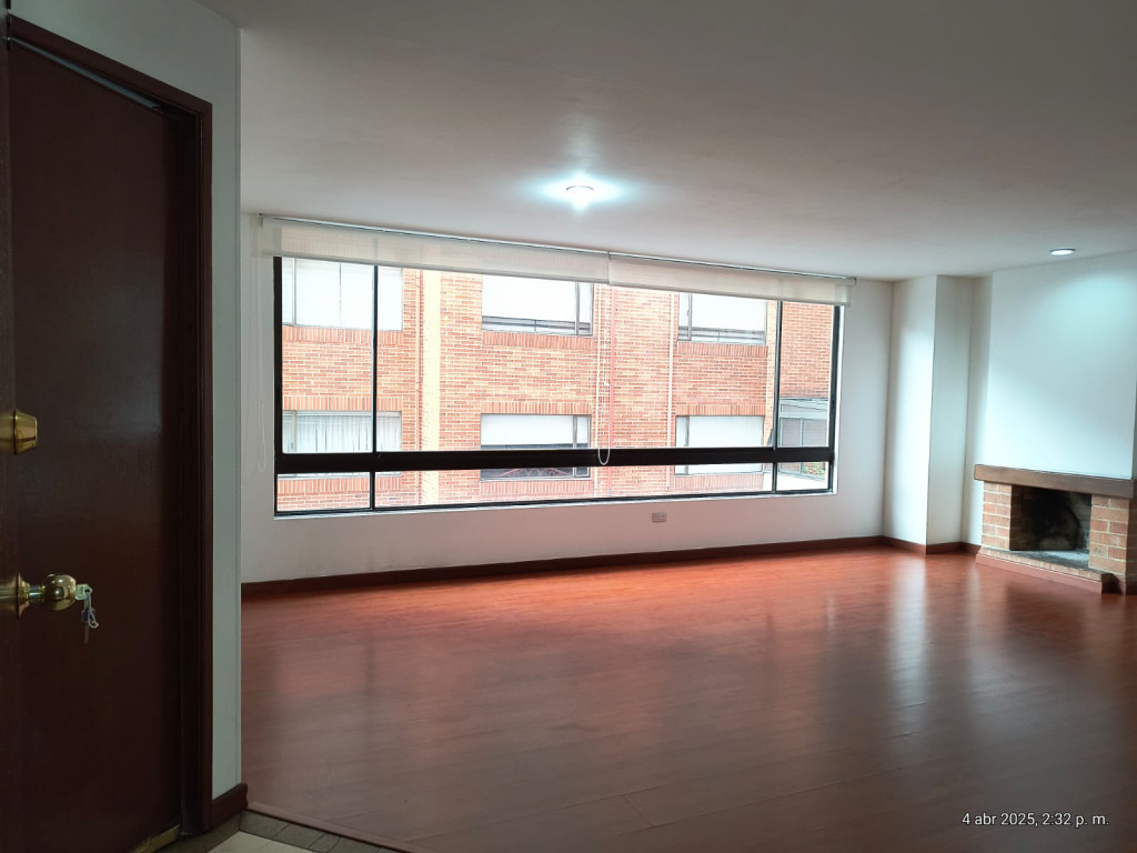 Apartamento en arriendo, código 4886