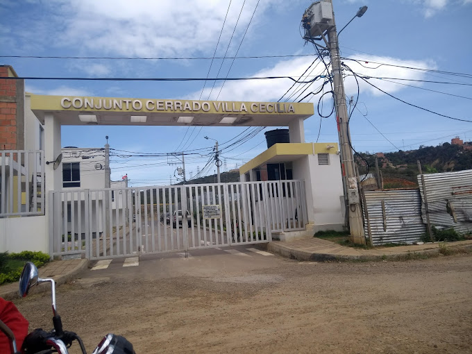CASA CONJUNTO CERRADO VILLA CECILIA, Bocono, Cúcuta