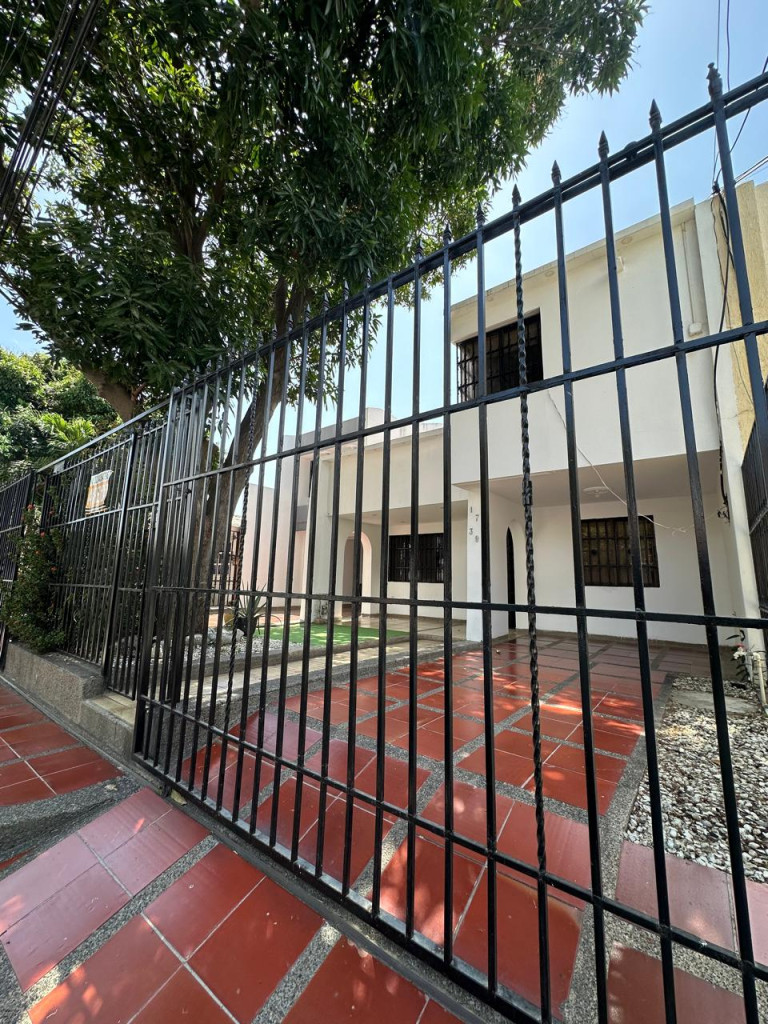 CASA KR 22 # 17 - 39 JARDIN, Jardín (Nuevo Jardín, Alto Jardín), Santa Marta
