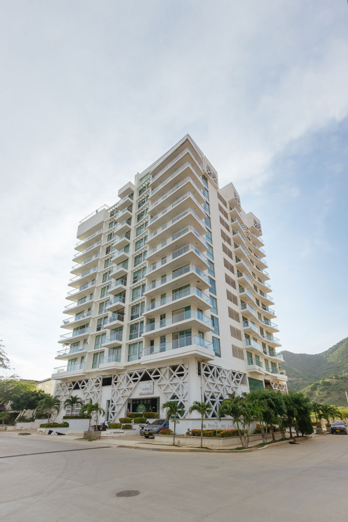 APARTAMENTO CALLE 5 4 221 APTO 403 EDIF PORTAL DEL LAGO, Rodadero, Santa Marta