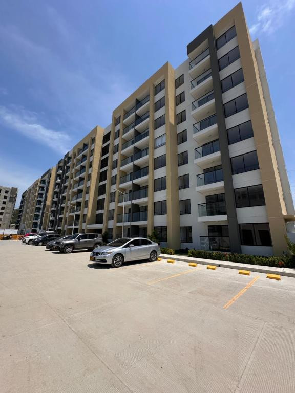 APARTAMENTO KR 54 # 29 K - 09 CONJUNTO CORALINA DEL CARIBE . APARTAMENTO 402 TORRE 1, Pozos Colorados, Santa Marta
