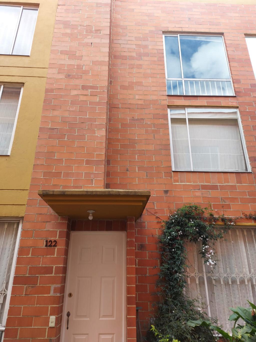 Casa EN VENTA EN Modelia Occidental, código: 1068178 - 4