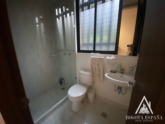 Casa EN VENTA EN Los Naranjos-Suba, código: 1068259 - 9