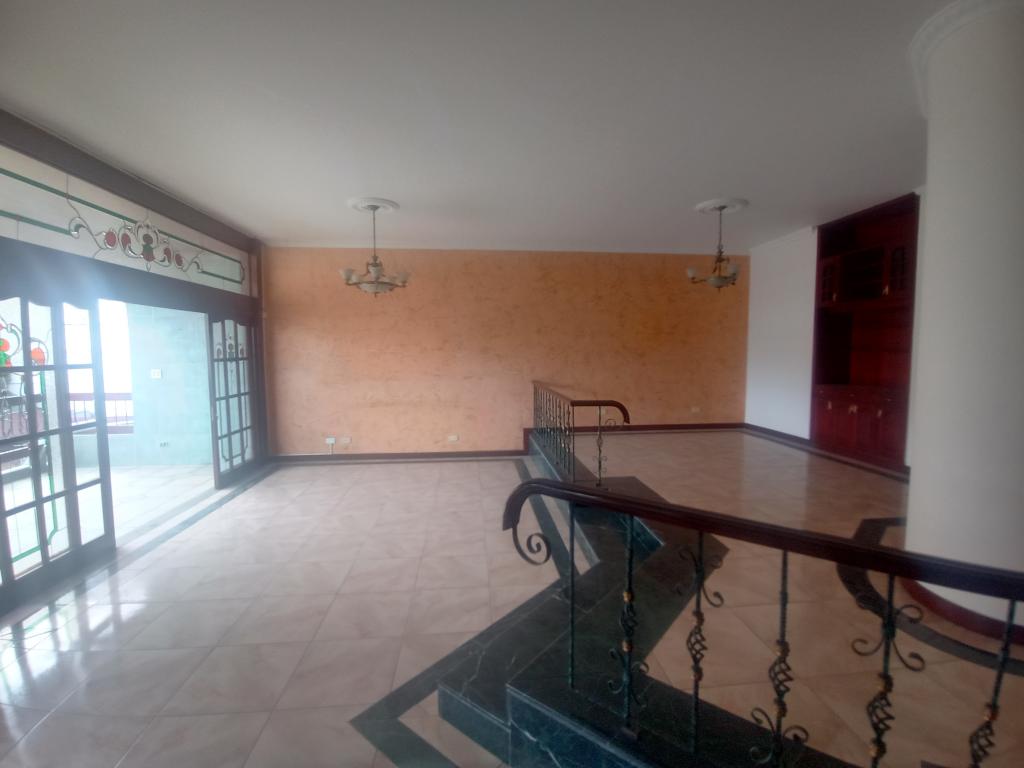 Apartamento EN VENTA EN Granada, código: 109635 - 1
