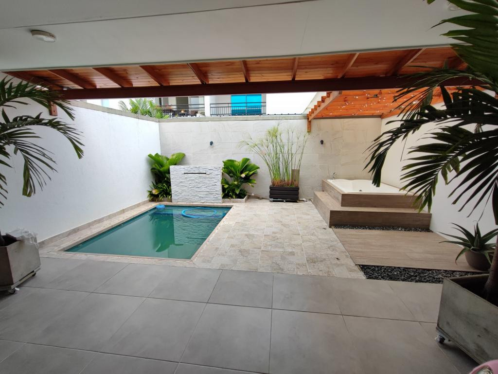 Casa EN VENTA EN Ciudad Country, código: 10261425 - 1