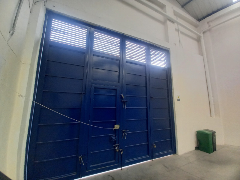 Bodega EN ARRIENDO EN Los Andes-Barrios Unidos, código: 1081000 - 14